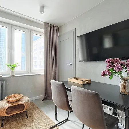 Emilii Plater 55 Deluxe Warm In Manhattan