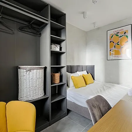 Apartment Emilii Plater 55 Deluxe Warm In Manhattan