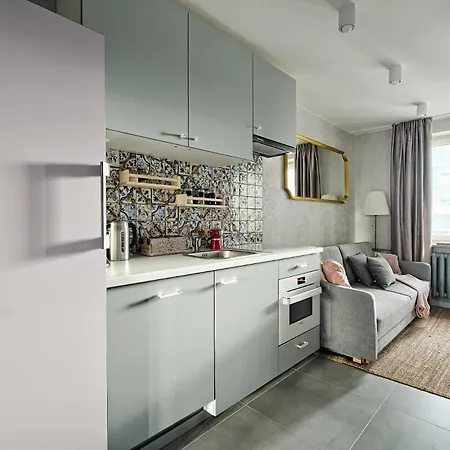Emilii Plater 55 Deluxe Warm In Manhattan Warsaw