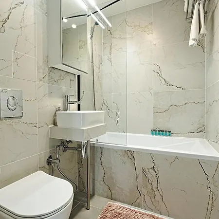 Apartment Emilii Plater 55 Deluxe Warm In Manhattan