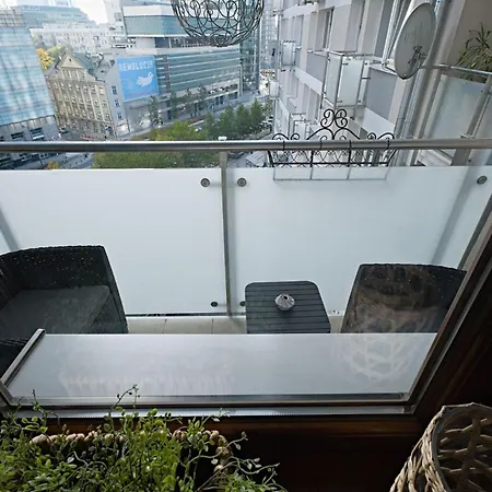 3rooms At Emilii Plater 55 Deluxe In Manhattan Apartament