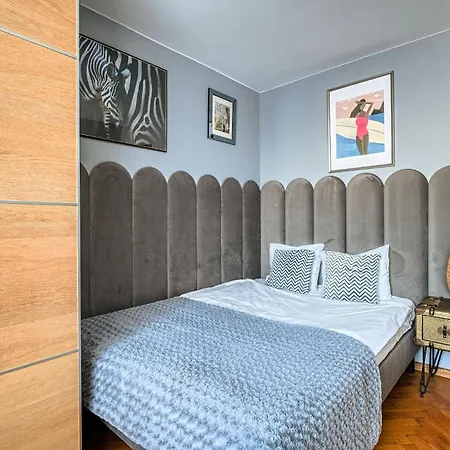 Apartament 3rooms At Emilii Plater 55 Deluxe In Manhattan